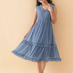 all about you Ruffled Crepe Fit & Flare Midi Dress-picture-33