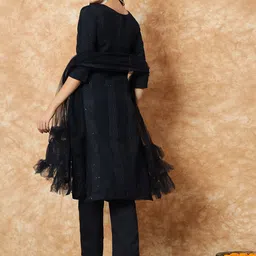Fashionuma Striped Keyhole Neck Sequinned Straight Kurta With Trouser & Dupatta image 4