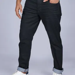 Wrangler Men Relaxed Fit Low-Rise Stretchable Jeans image 5