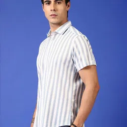 Voroxy Men Relaxed Casual Shirt image 2