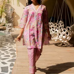 KALINI Floral Printed V-Neck Straight Kurta With Trousers-picture-38