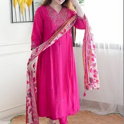 KALINI Women Floral Embroidered Regular Thread Work Kurta with Trousers & With Dupatta image 3