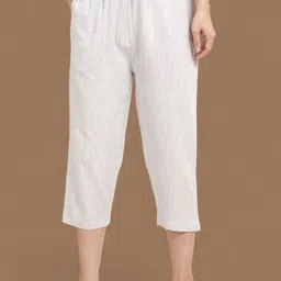 Esplendido Women Pure Cotton Straight-Leg Lounge Capri-picture-14