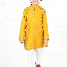Here&Now X Kinder Kids Boys Floral Embroidered Regular Pure Cotton Kurta with Pyjamas-picture-35