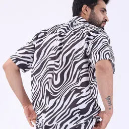 BROWN BROTHERS Unisex Relaxed Opaque Printed Casual Shirt image 4