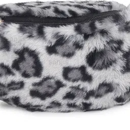 sanjis Girls/Women Cute Fanny Pack Fur Waist Bag Belt Bag Chest Bag Shoulder Bag Waist Bag-image-77