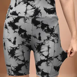 poojaran Printed Women Grey, Black Tights image 1