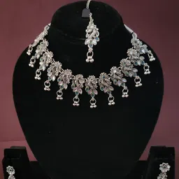 Piu Jewels Rhodium Plated & Beaded Jewellery Set image 3