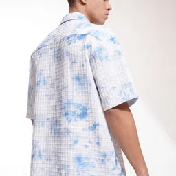 HIGHLANDER Men Cutaway Collar Abstract Printed Oversized Casual Shirt image 5