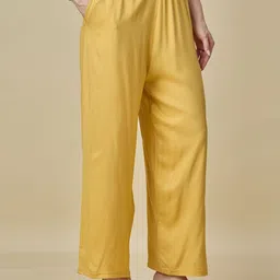 URBAN TRENDING Women Solid Wide Leg Slip-On Palazzos image 5