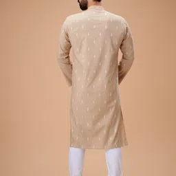 EKATVA ETHNIC Men Geometric Printed Fawn Pure Cotton Kurta with Pyjamas image 3