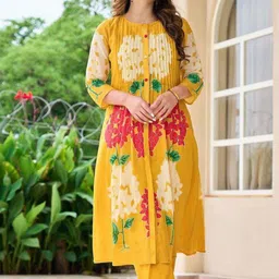 DIVASTRI Floral Printed Panelled Kurta With Trouser image 4