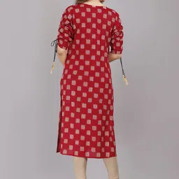 Vishakha Style Women Geometric Printed Kurta image 5