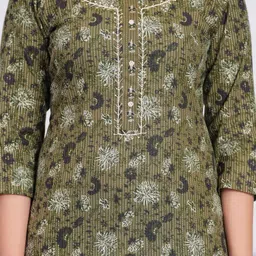 Toflei Women Floral Printed Cotton Kurti with Trousers & Dupatta image 4