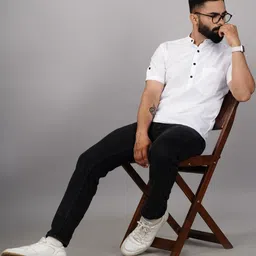 Threaded Men Kurta image 2