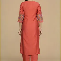 SZN Women Pink Kurta Sets image 4