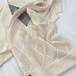 StyleCast x Revolte Bucket Handheld Bag With Cut Work-picture-14