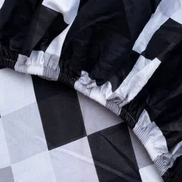 Threadwear White Geometric Printed Cotton 350 TC Fitted Queen Bedsheet Set-2.75m x 2.35m image 5