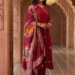 Navlik Floral Embroidered Angrakha Thread Work Chanderi Silk Kurta With Trouser & Dupatta image 5
