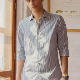 Andamen Men Premium Regular Fit Vertical Striped Spread Collar Cotton Casual Shirt-picture-41
