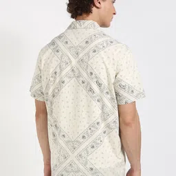 Tommy Hilfiger Men TJM Cuban Collar Ethnic Motifs Printed Cotton Casual Shirt image 3