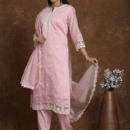 AVANSHEE Women Floral Embroidered Regular Chanderi Cotton Kurta with Trousers & With Dupatta-picture-12