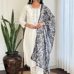 TURITY Women Floral Embroidered Regular Thread Work Chanderi Silk Kurta with Trousers & With Dupatta-picture-15