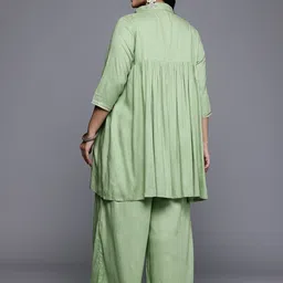 A PLUS BY AHALYAA Floral Printed Cut-Away Collar Co-Ords image 5