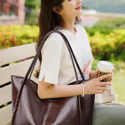 CORSICA PU Structured Tote Bag-picture-12