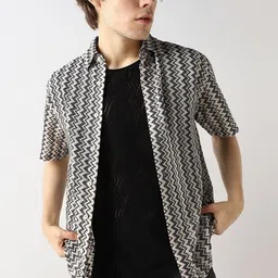 Bewakoof Men Opaque Casual Shirt-image-0