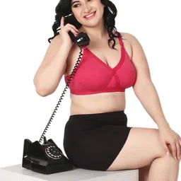 Designer Bugs Pack Of 3 Women Full Coverage Seamless T-Shirt Bra image 4