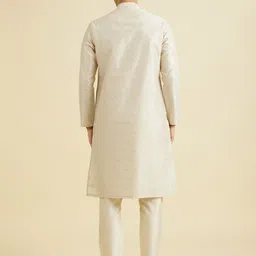 Manyavar Ethnic Motifs Thread Work Mandarin Collar Straight Kurta with Trouser image 3