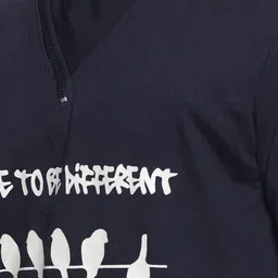 Campus Sutra Men Printed Hooded Sweatshirt image 5