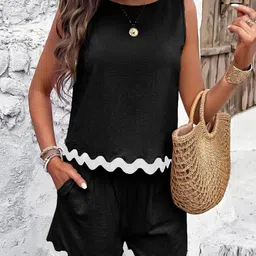 Outzidr Sleeveless Top & Shorts Co-Ord Set-image-71