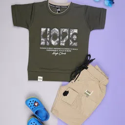 V-Mart Boys Printed T-shirt with Shorts-image-95