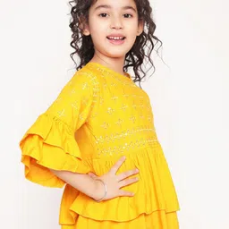 Ishti Floral Print Keyhole Neck Top image 2