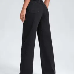 pihu regular Women Straight Fit Mid Rise Black Jeans image 3