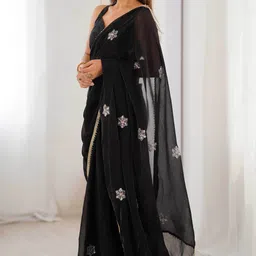 peachmode Embellished Bollywood Organza Saree image 2