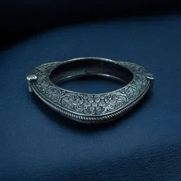 Hardin Style Silver-Plated Oxidised Bangle image 2