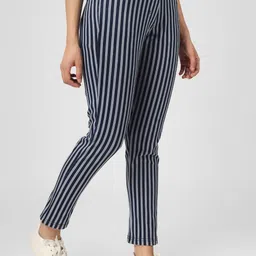 ON & ON Women Straight Fit Easy Wash Trousers image 5