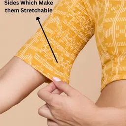 Studio Shringaar Printed V-Neck Saree Blouse image 2