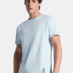 Jockey Super Combed Cotton Solid Round Neck Half Sleeve T-Shirt with Breathable Mesh-MV01 image 3