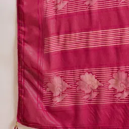 Sangria Woven Design Floral Print Saree With Blouse Piece image 5