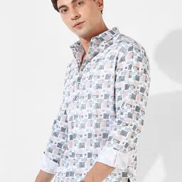 Campus Sutra Men Comfort Regular Fit Geometric Printed Spread Collar Cotton Casual Shirt image 5