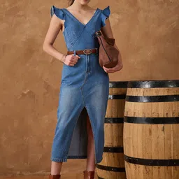 Orchid Blues Women V-Neck Flutter Sleeve Denim Fitted Crop Top image 4