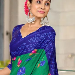 LeeliPeeri Designer Floral Block Print Saree image 3