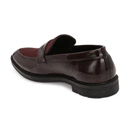 HERE&NOW Men Round Toe Formal Slip On Shoes image 2