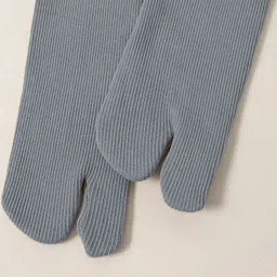 StyFun Women Pack Of 4 Calf Length Thumb Toe Socks image 2