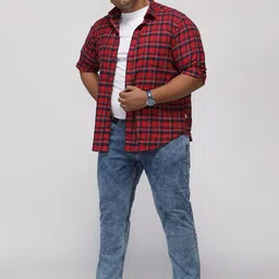 Big Hello - The Plus Life Men Regular Fit Mid-Rise Light Fade Jeans-picture-42