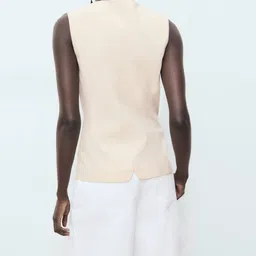 MANGO Single-Breasted Regular Fit Waistcoat image 3